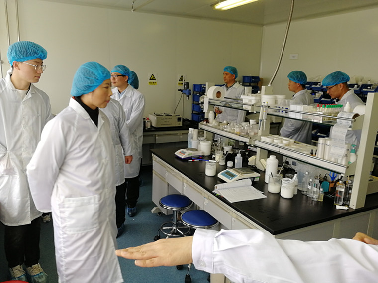 青松股份所属申万行业为：美容护理-化妆品-化妆品制造及其他