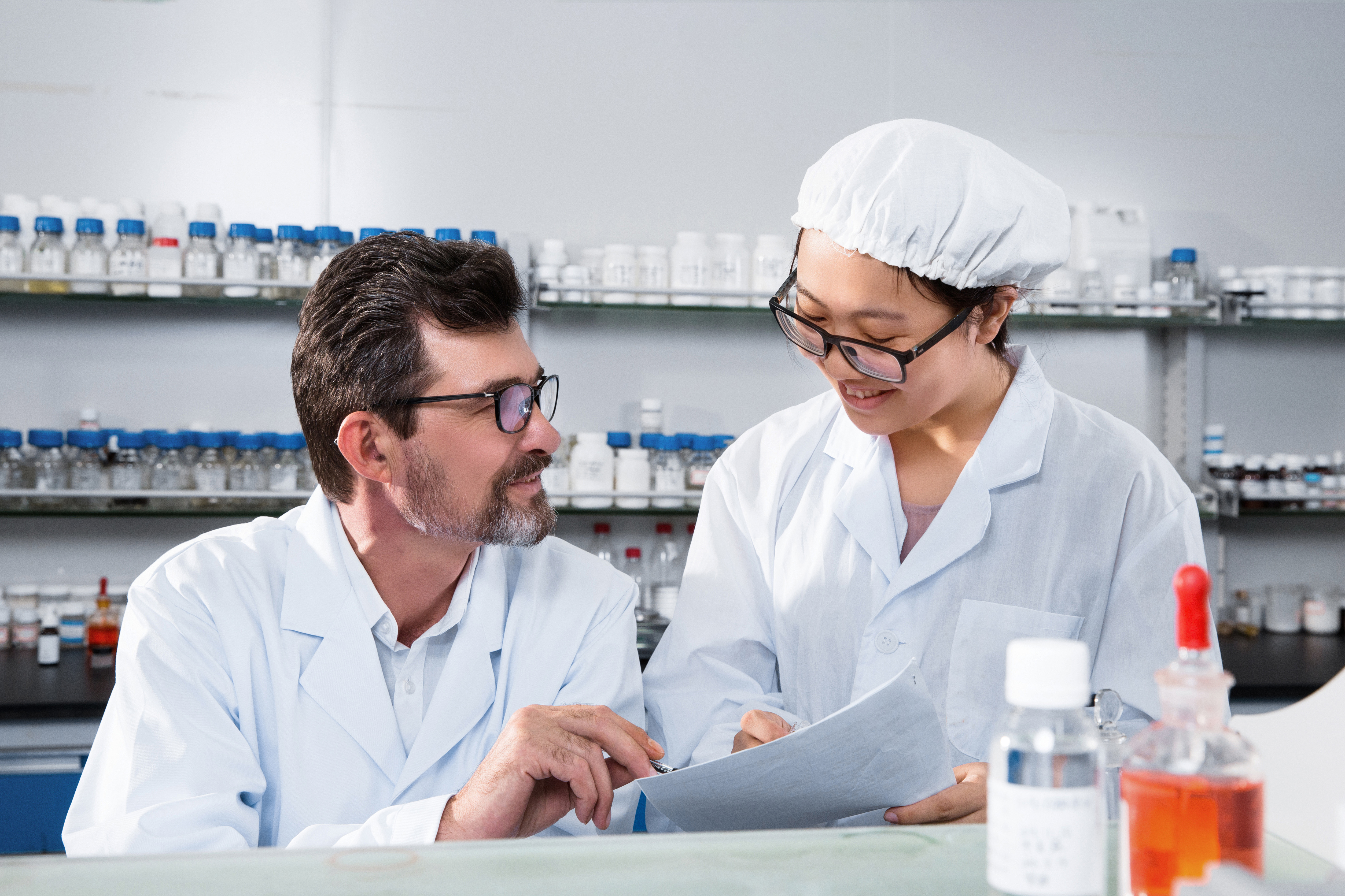 4. 能否提供定制化服务？大多数代加工厂都能提供定制化服务