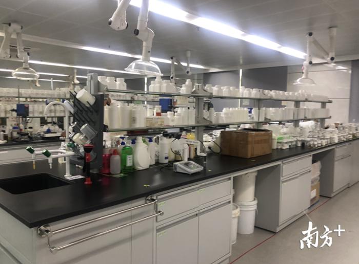 作为瑞士高端护肤品牌