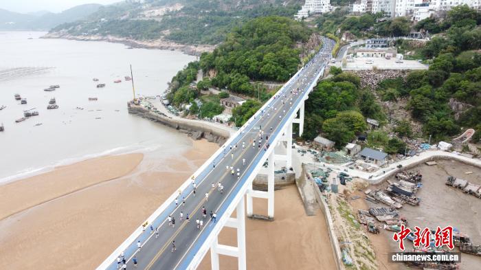 宁德霞浦（三沙）马拉松开赛 推动体育与文旅融