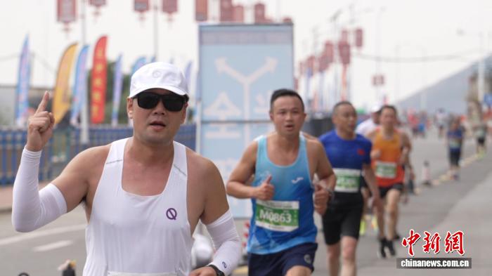 宁德霞浦（三沙）马拉松开赛 推动体育与文旅融