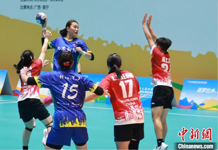 安徽滁州队首夺全国学生运动会手球女子组冠军