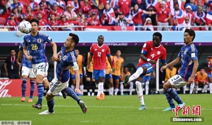 法国队破“卫冕魔咒”提前出线 世界杯新规重塑