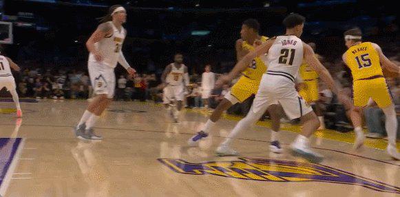 湖人逆转掘金关键判罚引争议