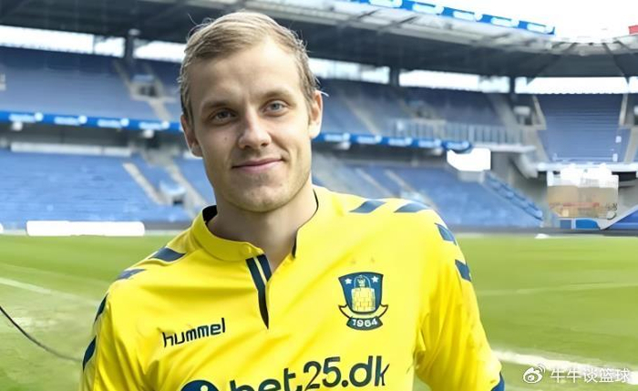 国安右后卫竞争白热化 王刚崛起茹子楠伤缺引关