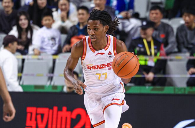 深圳客场险胜福建双杀对手豪取六连胜