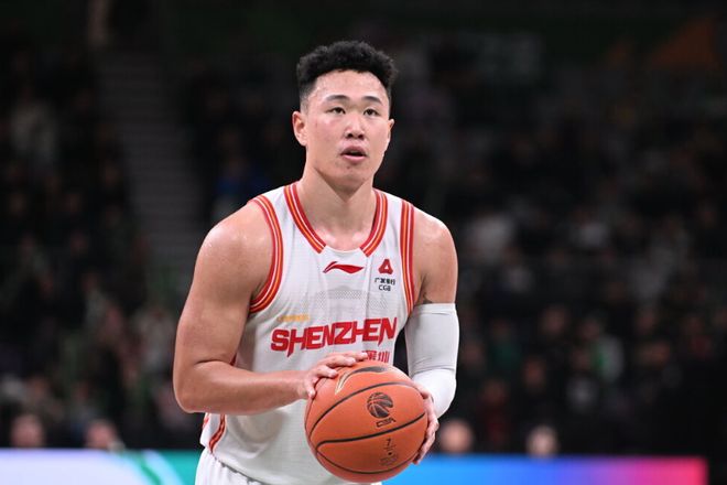 深圳客场险胜福建双杀对手豪取六连胜