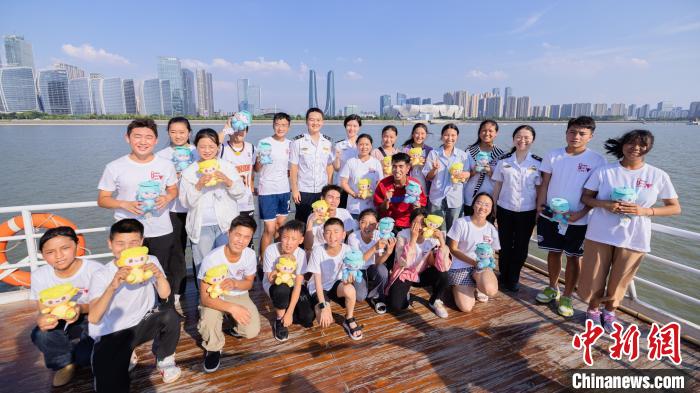 跨省学习让四川凉山彝族孩子近距离触摸亚运：