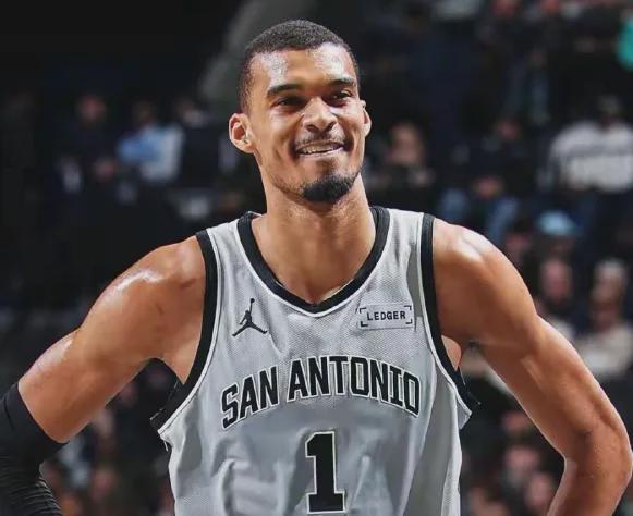 开拓者VS马刺季后赛首战：新兵对决悬念重重