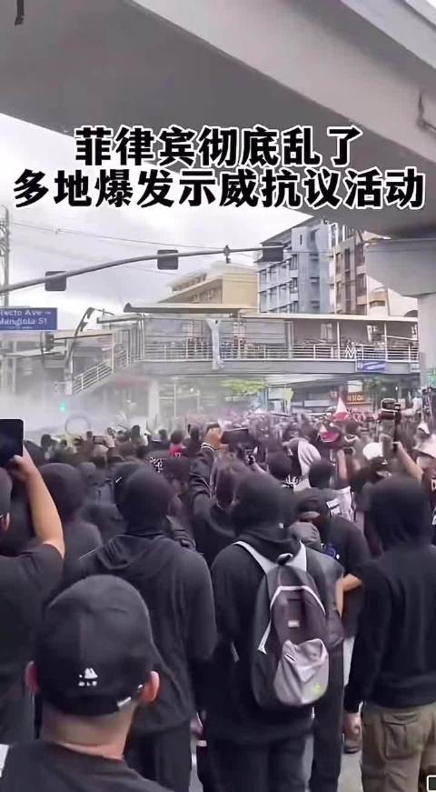 菲律宾篮球赛事突发熊群事件引发热议